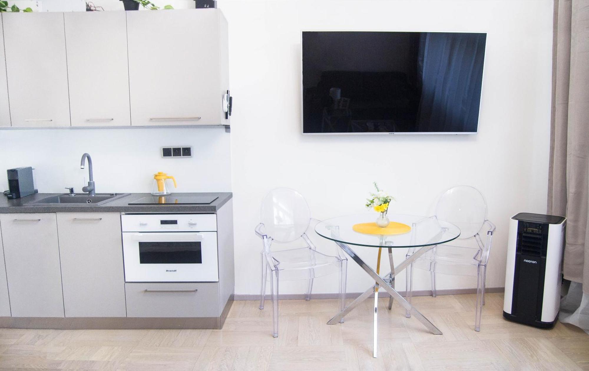 New Exclusive With Ac Nearby Metro Appartement Praag